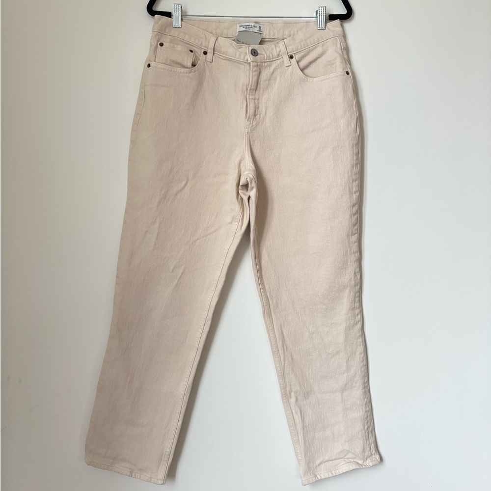 Abercrombie & Fitch 90’s Straight Mid Rise Jeans - Curve Love - Size 10 - Tan